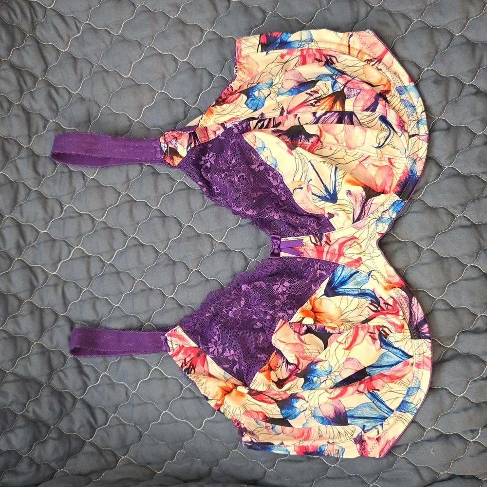 Elomi 38HH UK Like New Bra